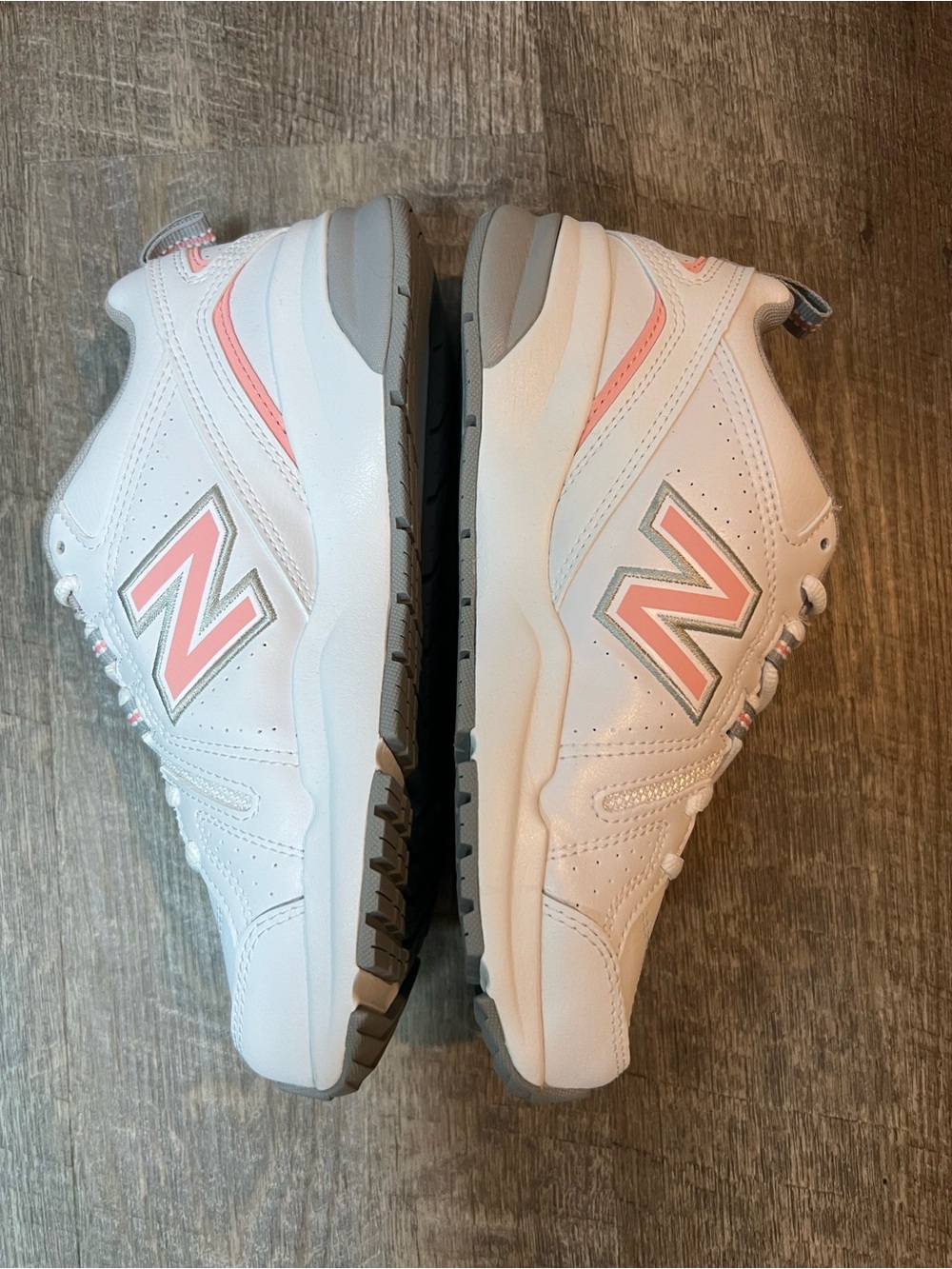 [New Balance] White Sneakers with Pink Accents